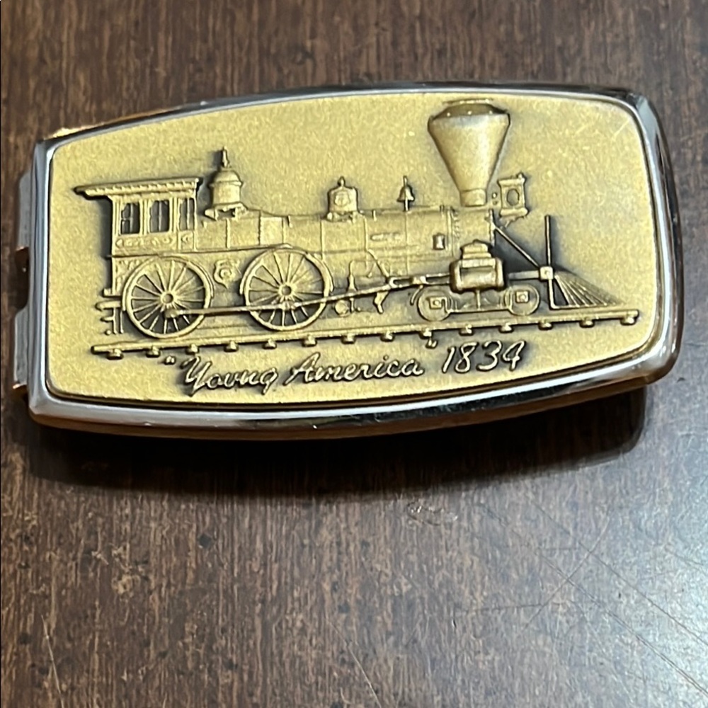 Vintage Train Design Money Clip in Gold and Silver